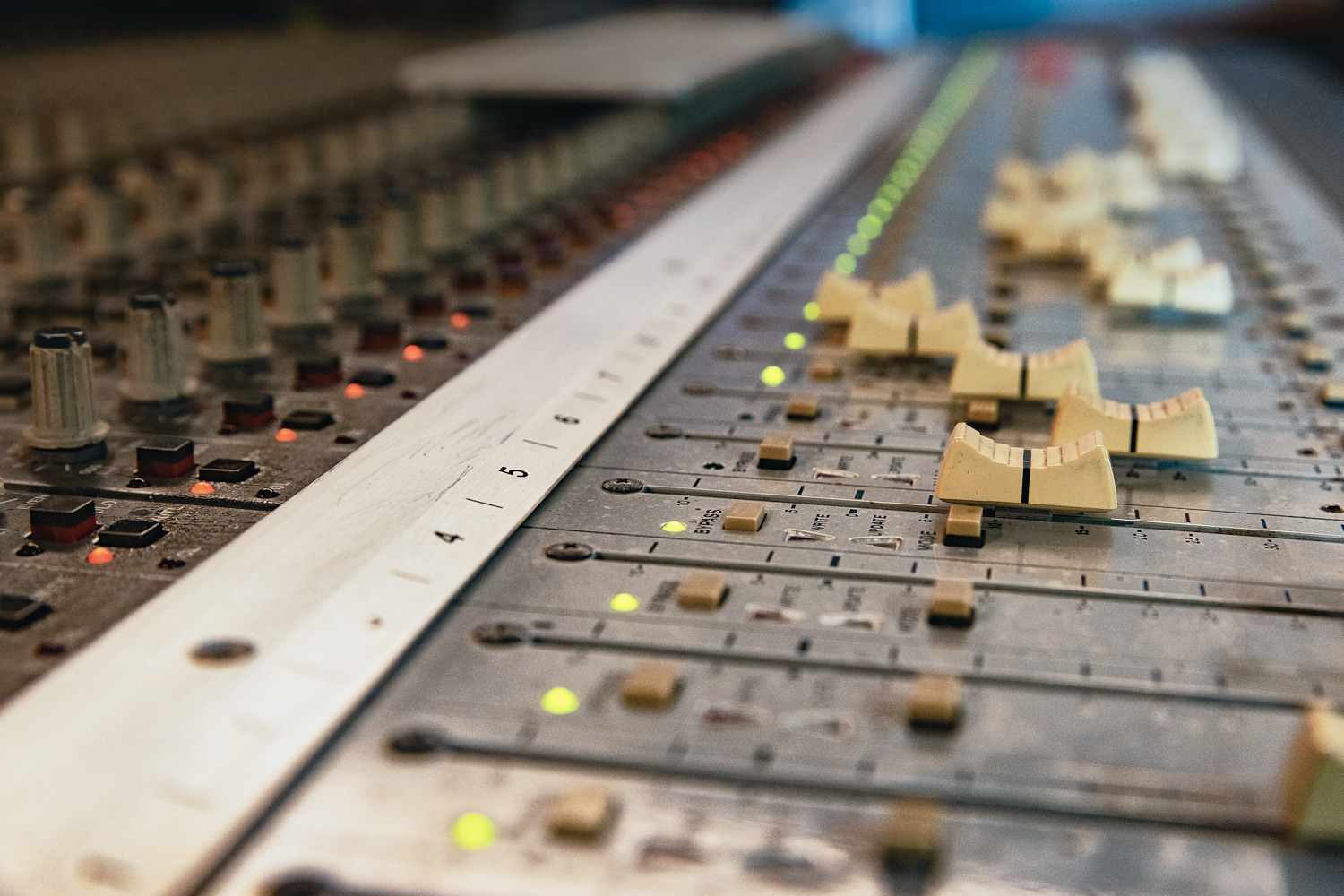 Pegasus Studios - mixing desk - studio